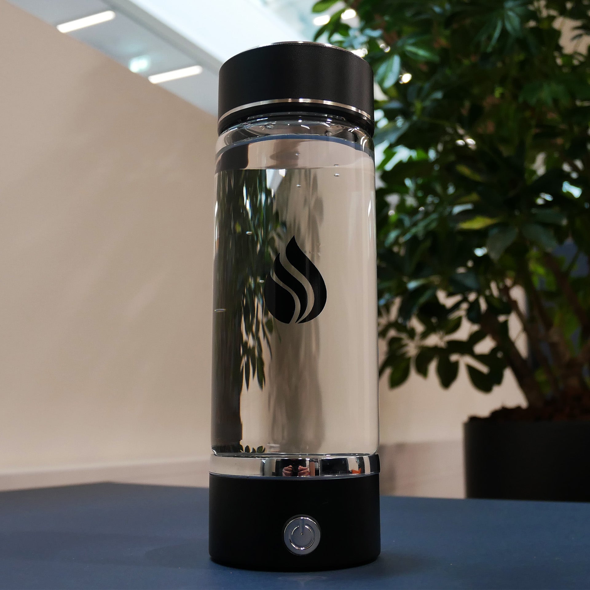 Hydro - Dark Night Forudbestilling med levering ca 15 dec